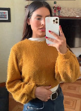 Cargar imagen en el visor de la galería, SWEATER kLHOE
