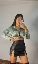Cargar imagen en el visor de la galería, Camisa Gaela
